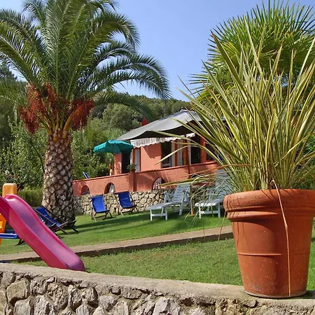 Franca In Capoliveri (Isola d'Elba)